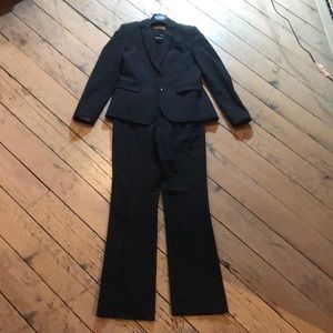 Banana Republic pants suit